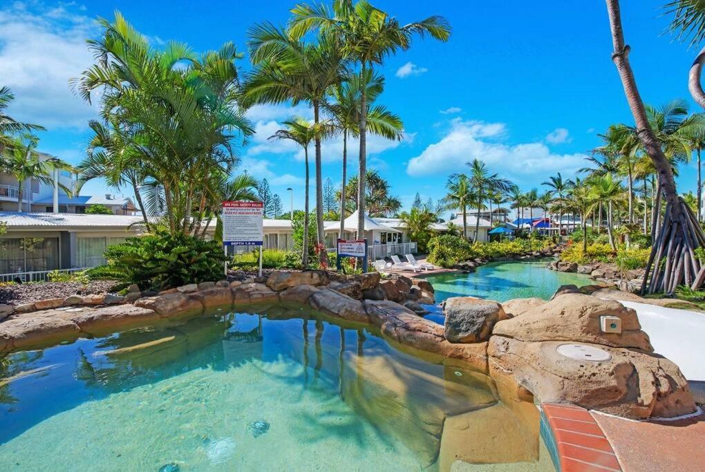Alex Heads Beachfront Resort King Bed Studio Room Alexandra Headland Εξωτερικό φωτογραφία