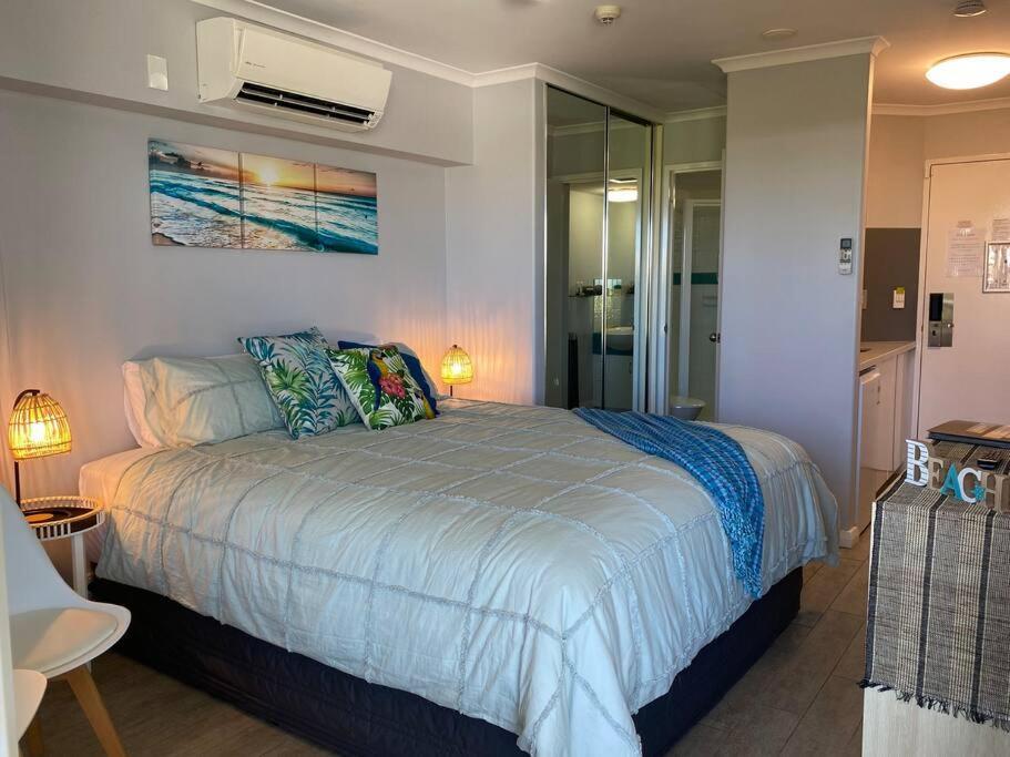 Alex Heads Beachfront Resort King Bed Studio Room Alexandra Headland Εξωτερικό φωτογραφία